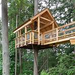 Lifted Lodge Treehouse3