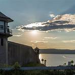 List of United States federal prisons wikipedia1