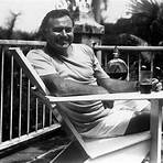 Does Hemingway live in Cuba?2