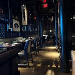 Is Hakkasan a good place to eat at Fontainebleau?1