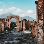 what are some interesting facts about pompeii volcano3