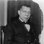 booker t washington founded what2