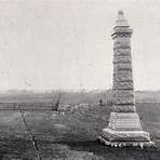 what is the history behind the gettysburg national cemetery photos of buildings1