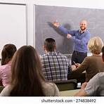 maestro dando clases2
