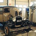 What kind of engine does a 1929 Ford have?4