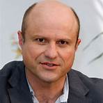 Enrico Colantoni1