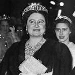 queen elizabeth tiara greville3