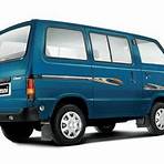 Which Maruti Omni is Shaad in?5