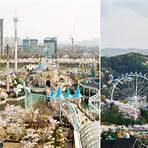 should i go to everland or lotte world tower1