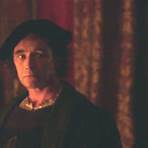 What makes Wolf Hall a good book?2