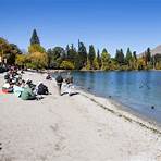 what is queenstown known for in the world4