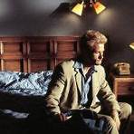 What are some interesting facts about the movie Memento?1