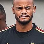 Who is Kompany's father?3