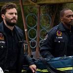 who are the paramedics in the movie synchronic man4