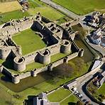 Beaumaris Castle wikipedia1