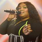 What genre of music does Lizzo sing?2