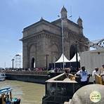 When is the best time to visit the gateway of India?1