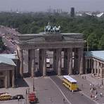 The Once and Future Pariser Platz: A Square in Berlin Comes Back4