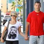 when did julianne hough and brooks laich get married at first aid scene3