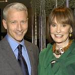 Who is the mother of Anderson Cooper?4