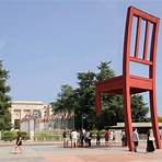 Where is the Broken Chair in Geneva?1