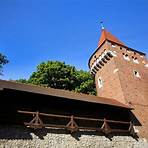 saint mary's church krakow poland city center1
