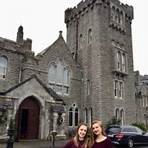 Is there a book Castle Hotel in Ireland?4