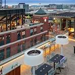 Does the Bay Area have a rooftop bar?4