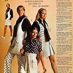 braless fashions of the 1970s2
