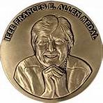 When will the 2024 IEEE Medal & recognition recipients receive their awards?3