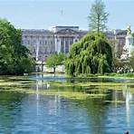 which london borough is home to buckingham palace new york4