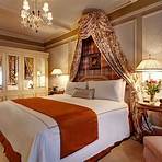 What is the Hotel Elysee?3