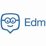 Why is Edmodo a good platform for schools and districts?3