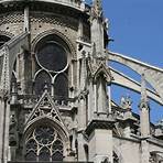 How did Gothic architecture start?3