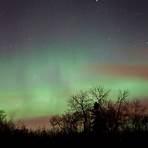 cheap flights 1704 miles apart to see the northern lights3
