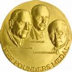 When will the 2024 IEEE Medal & recognition recipients receive their awards?4