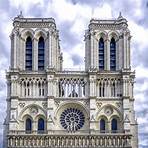 How did Gothic architecture start?2