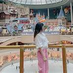 Is it worth it to go to Lotte World?4