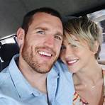 Why did Julianne Hough open up to husband Brooks Laich?2