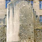 Wall of Philip II Augustus wikipedia2