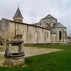 Abbaye Saint-Vincent de Nieul-sur-l'Autise wikipedia1