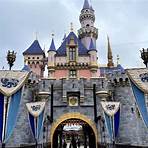 How many theme parks for Disney are in California?4