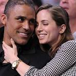 how old is rick fox wife2