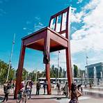 Where is the Broken Chair in Geneva?3