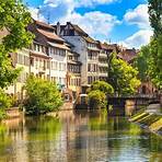 is strasbourg located on the rhine river near3