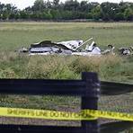 copter flies over wreckage of small plane crash at longmont airport2