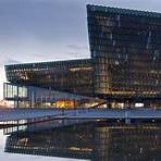 What does the Harpa Concert Hall look like?1