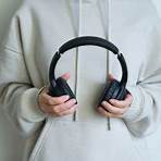 bluetooth headphones wikipedia4