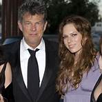 how is lynn hart related to katie lynne mcclure daughter of david foster3