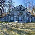 Vanderbilt Family Cemetery and Mausoleum wikipedia1